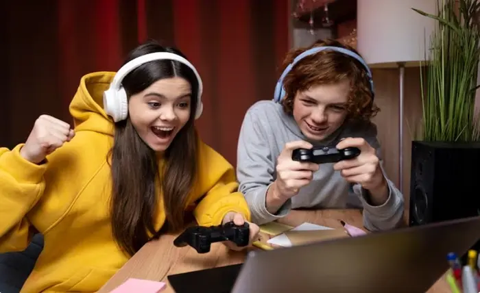 Online Balanced Gaming: Wagering-Friendly Side Games for Strategic Players Screenshot_2